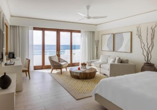 aurora anguilla 5
