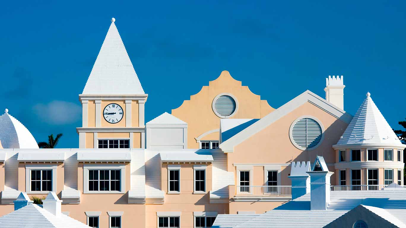 Spiaggia di sabbia rosa alle Bermuda