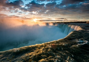 Cascate del Niagara durante il tour della Costa Est