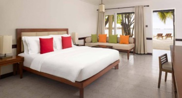 Villa-Nautica-Beach-Villa-Bed-Large