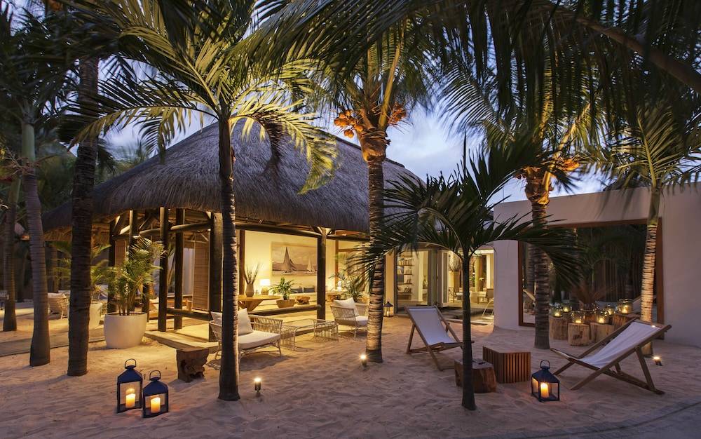 veranda pointe aux biches